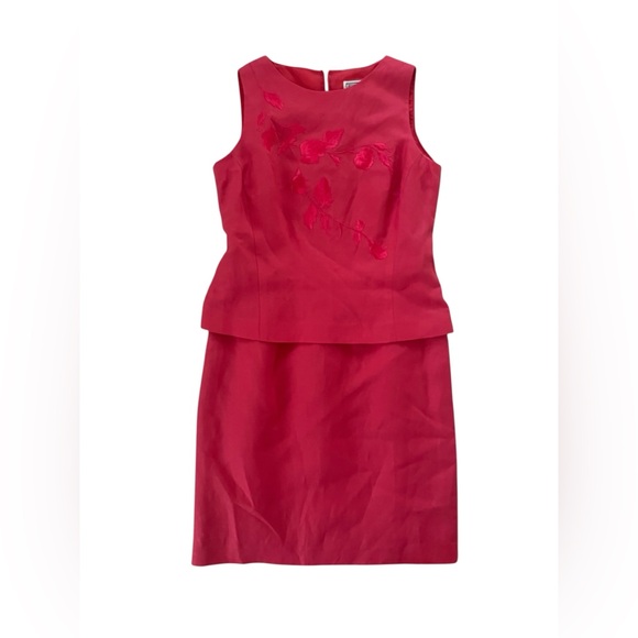 Jessica Howard Dresses & Skirts - Jessica Howard Elegant Coral Red‎ Linen Sleeveless Mini Embroidered Dress 4P